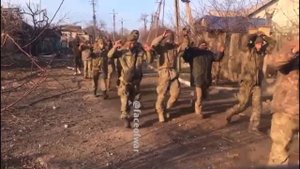 Бойцы ВСУ массово сдаются в плен!