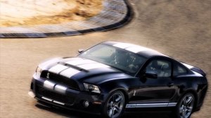 Машина марки Ford продолжение