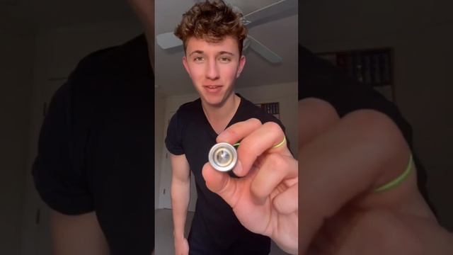 WORLDS SMALLEST YOYO! This little thing is insane! #yoyo