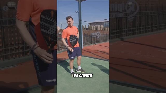 ¡Increíble técnica de doble pared y contrapared en padel! Aprende a dominar este truco en nuestro t смотреть онлайн