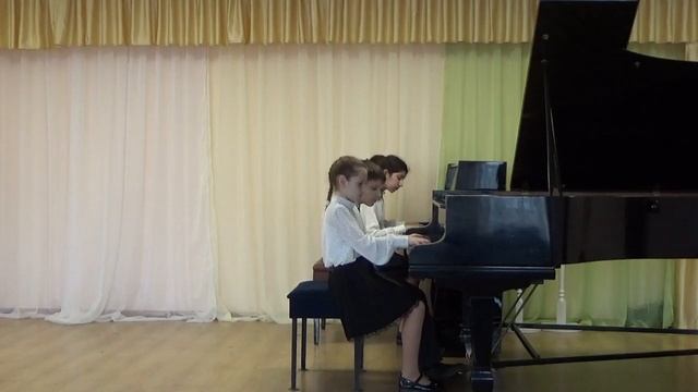 Лысанская Оксана, Матлашов Валерий, Григорян Маргарита, Массарыгина Ксения. М.Глинка "Тарантелла" смотреть онлайн