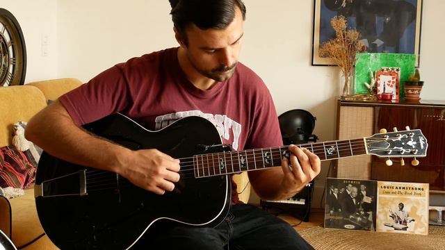 AS237 - Manoir de mes rêves - 1934 Gibson L-10 Black смотреть онлайн