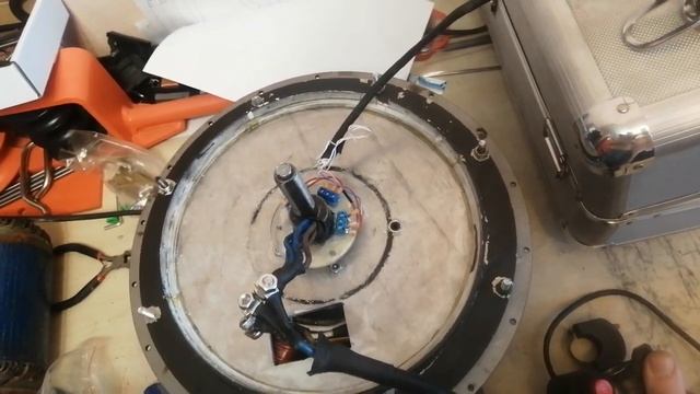 обороты 640 в минуту. скорость транспорта выходит около 60 кмч Мотор настроен, продолжение следует. смотреть онлайн