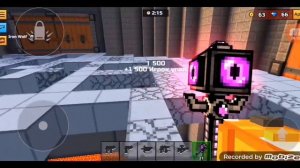 играю в мини игры :) pixel gun 3D