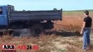Land Cruiser 100 покоряет грязь