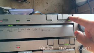 AKAI – усилитель и тюнер AM-U110 и AT-K110