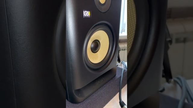 KRK R5G4 BASS TEST | KRK R5G4 БАСС ТЕСТ смотреть онлайн