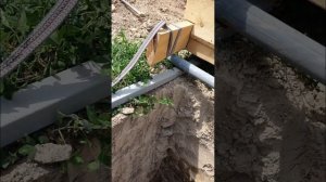 Как передвинуть тяжелую вещь в одиночку, ну или поставить туалет на место. #shorts