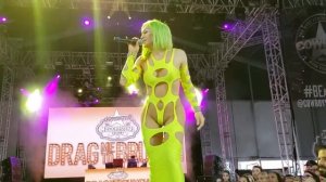 Sonique - Old Town Road- (HOT Girl)