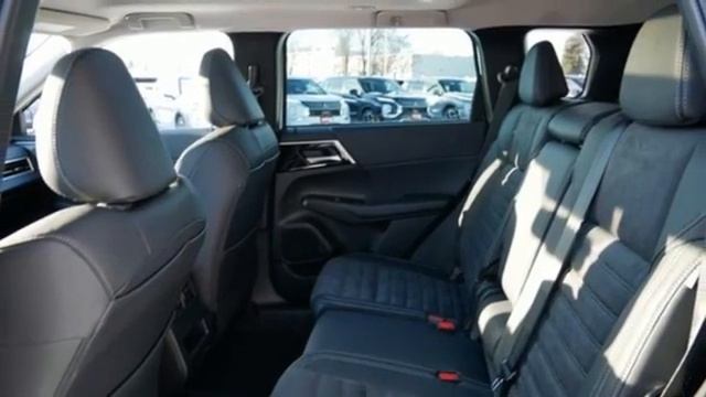 New 2023 Mitsubishi Outlander PHEV Saint Paul White-Bear-Lake, MN #WB7524 - SOLD смотреть онлайн