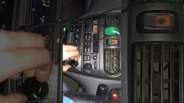 Последние минуты жизни моторчика отопителя... .Sunny Fb15 qg15de 2000 смотреть онлайн