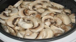 Картошка с шампиньонами в мультиварке