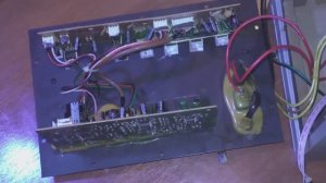 Ремонт усилителя \ Гудит сабвуфер