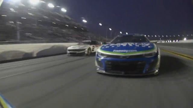 Ryan Blaney passes teammate Austin Cindric to steal Stage 2 смотреть онлайн