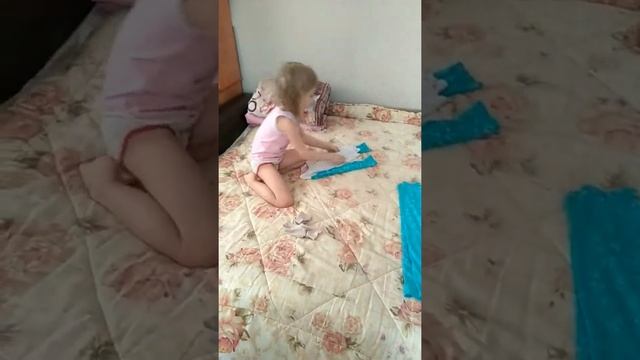 Как правильно складывать пижаму) учит Варвара Антоновна смотреть онлайн