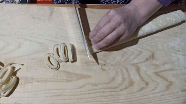 Katkısız Doğal Erişte Tarifi ? Şimdiye Kadar Bildiğiniz Erişte Tariflerini Rafa Kaldırın ? смотреть онлайн