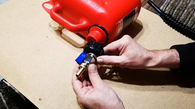 Как изготовить своими руками пробку бензиновой канистры для мототехники с заправочным краном смотреть онлайн