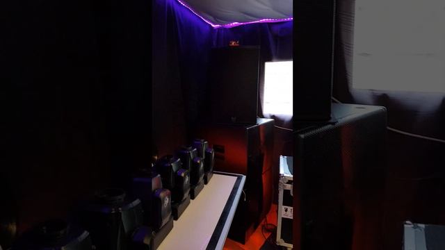 RCF hdm 45a VS Martin Audio XP 15 смотреть онлайн