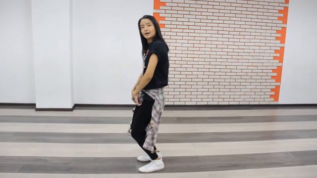 Танцевальная студия Unidance: Бесплатный урок House от Галии Машаевой