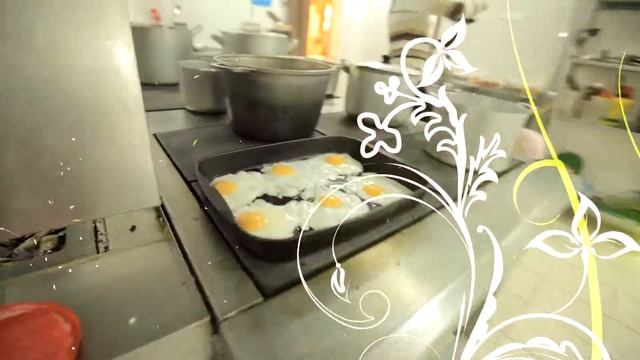 Кафе Равенна. Как работает наша Профессиональная кухня. смотреть онлайн