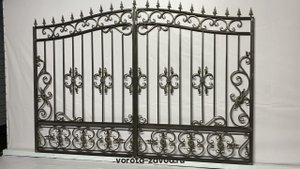 Ворота для частного дома кованые ( модель КРВ00702) | Компания "Сейвал Ворота"