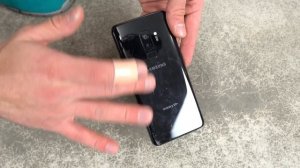 Samsung Galaxy S9 Plus vs iPhone X Drop Test!