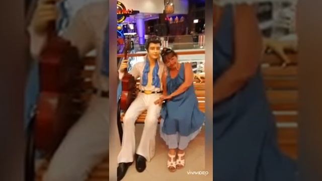 По т/ ц Garden Plaza, как по музею.  Тайланд .Паттайя.
