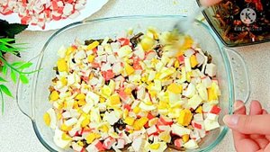 Вы пробовали такой салат ? Салат с морской капустой и крабовыми палочками.. ЛЕГКО ГОТОВИТЬ