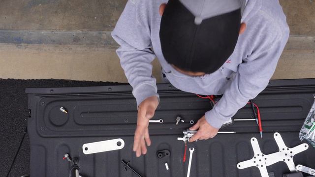 This Quick, Cheap, Easy, and Portable Antenna Mount / Ground Spike is a MUST HAVE! 😯😱 смотреть онлайн