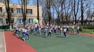 Экологический флешмоб: Дети против мусора