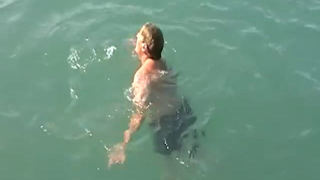 Моряк не плавает, моряк ходит! смотреть онлайн