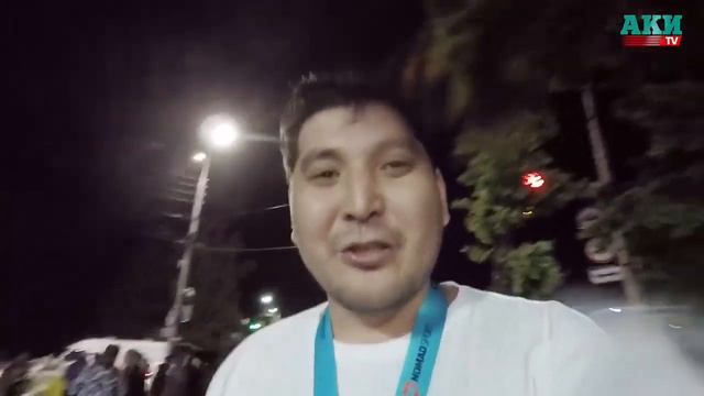 Мой вес 108 кг, и я пробежал ночной полумарафон в Бишкеке // Влог спортивного журналиста смотреть онлайн