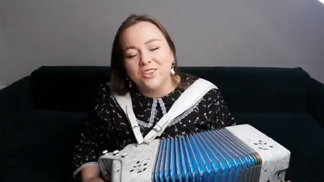 ПОЛЮБИЛА БЫ Я. сл. и муз. Ю. Старцева, исполнение и видео Лии Брагиной.