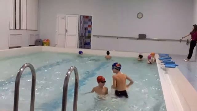 Открытый урок по плаванию в малом бассейне. 6-7 лет