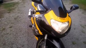 Suzuki GSX-R 750 K1