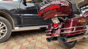 Harley Davidson Electra Glide exhaust by H.A.N.I.