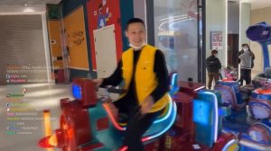 УГАРНАЯ ПРОГУЛКА ПО ТЦ С ЗУБАРЕВЫМ | НАРЕЗКИ СО СТРИМОВ