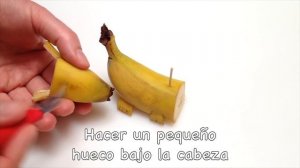 Cómo Hacer un Perro y un Delfín con un Banano / Plátano, Banana, Guineo