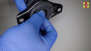 Ford S-MAX and Galaxy (2006 - 2015) - Replace the rear shock absorbers