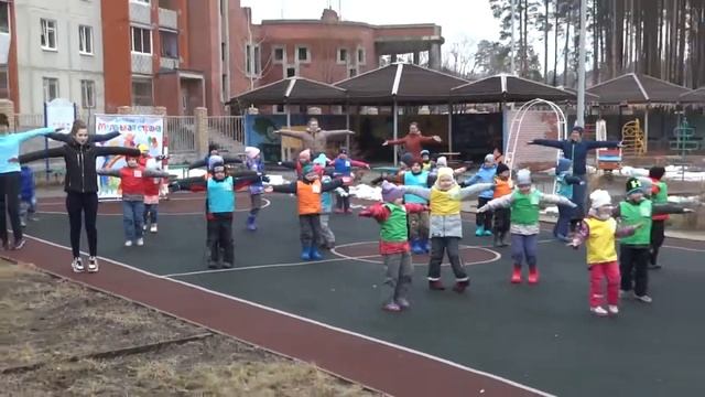 Флешмоб "Здоровье в порядке - спасибо зарядке!" смотреть онлайн