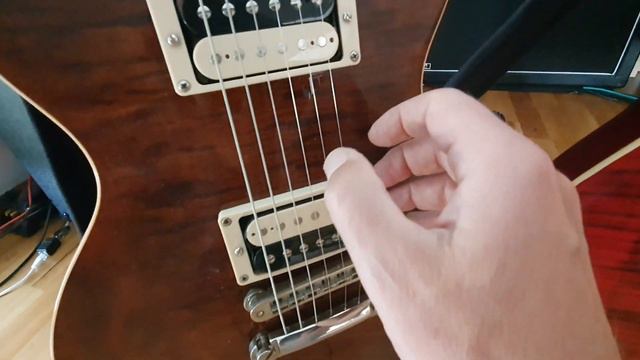Gibson Les Paul Standard 2004 vs. Harley Benton SC-550 ProBucker Upgrade смотреть онлайн