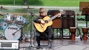 Классическая гитара. Выступление на праздничном концерте эстрадно-джазового отделения