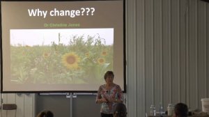 Кристин Джонс. Для чего нам нужно менять систему производства продуктов питания.