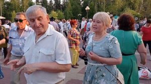 Танцуют пары под аккорды. 17.06.23