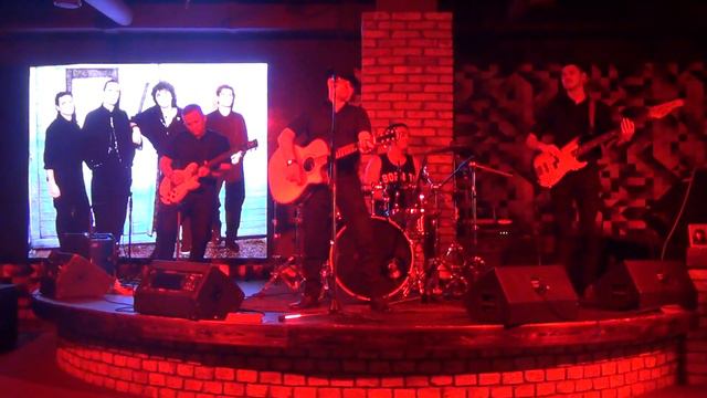 Группа МАРШ - Восьмиклассница (кавер "Кино") смотреть онлайн