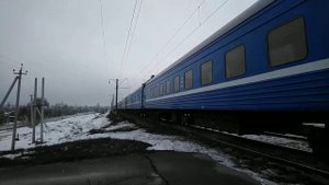 "Миллерово" ЭП1М-695 с пассажирским поездом № 301 Адлер–Минск