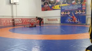 Турнир ламповый.Туаев Феликс-Дьяконов Давид 26 кг 1/4.