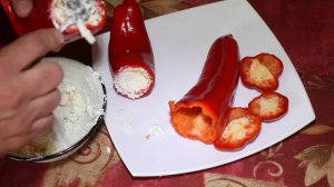 Фаршированный Перец с сыром на гриле. Обалденная закуска на мангале. Можно готовить в духовке