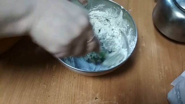 Рулетики с творогом и зеленью с добавлением белково-овощного микса с брокколи