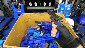 Police Weapons & Equipments - Helmet / Handcuff / Revolver / Blue Toy Guns